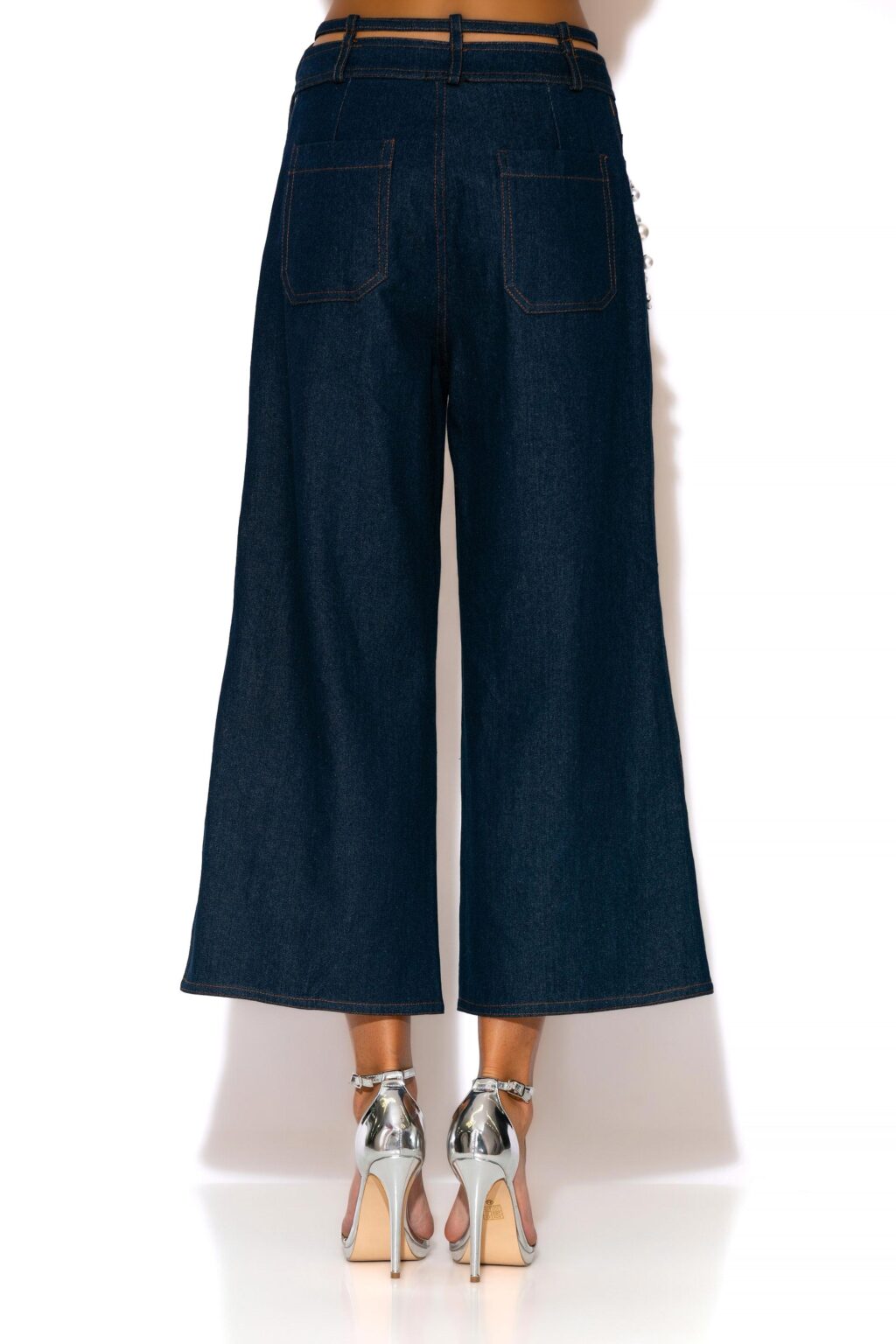 C-THROU Cropped Crystal-Embellished Denim Pants. C-THROU Cropped Crystal-Embellished Denim Loose fit Pants with Back Pockets