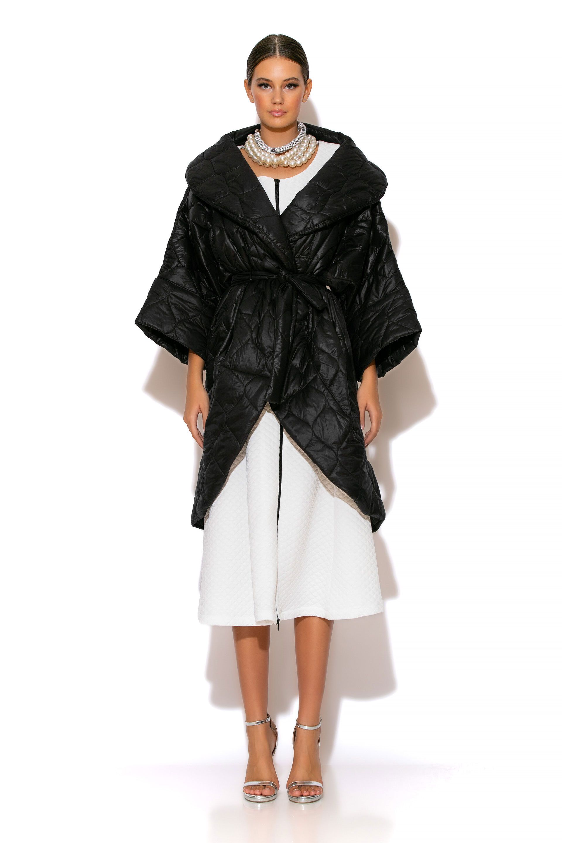 C-THROU Midi Belted Quilted shell Puffer Coat Jacket with Long Sleeves, Oversized fit and Side Pockets Unlined combines elegance and comfort.